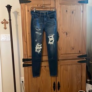 American Eagle Outfitters Jegging. Perfect condition. Distressed